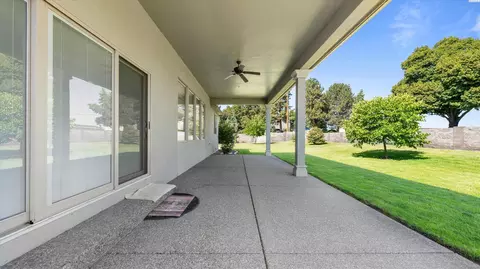 Exterior - 7115 Maxim Ct, Pasco, WA 99301 photo 5 of 9
