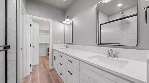 Bath - 352 E Davis St, Connell, WA 99326 photo 2 of 4