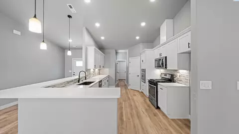 Kitchen - 352 E Davis St, Connell, WA 99326 photo 1 of 3
