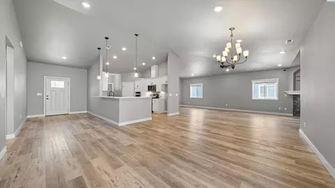 Living - 352 E Davis St, Connell, WA 99326 photo 7 of 7