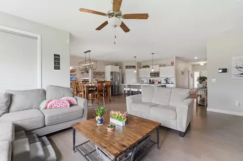 Other - 1500 Steele Ct, Pasco, WA 99301 photo 5 of 9