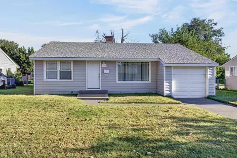 1914 W 3rd Ave, Kennewick, WA 99336