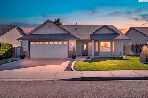 213 S Belfair St, Kennewick, WA 99336