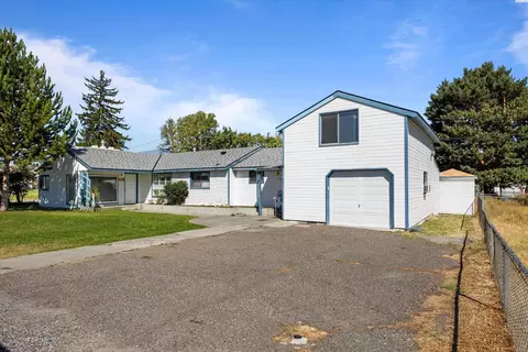 303 E 8th Ave, Kennewick, WA 99336