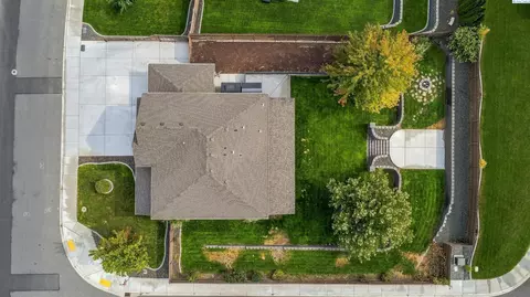 View/Area - 5902 Nauvoo Ln, Pasco, WA 99301 photo 1 of 3