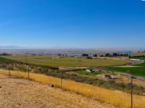 4732 Ringold Rd, Eltopia, WA 99330 photo 4