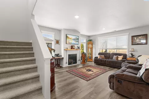 Other - 313 Ruby Ave, Grandview, WA 98930 photo 4 of 14