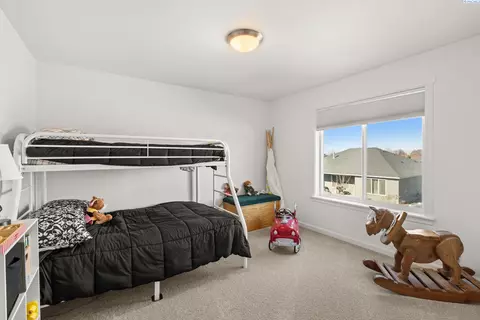Bedroom - 313 Ruby Ave, Grandview, WA 98930 photo 1 of 7