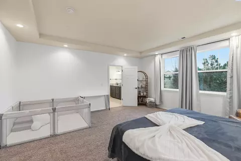 Bedroom - 1273 SW Big Sky Ct, Pullman, WA 99163 photo 2 of 4