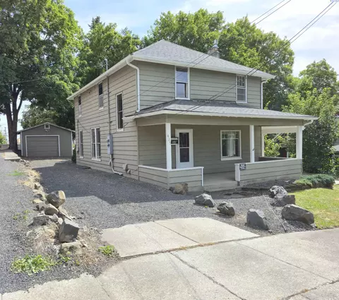 Exterior - 425 NE Howard St, Pullman, WA 99163 photo 3 of 4