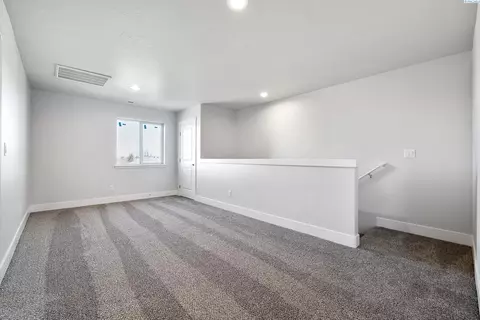 4214 Road 114, Pasco, WA 99301 photo 2