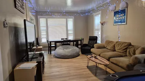 Living - 415 NE Colorado St, Pullman, WA 99163 photo 1 of 1
