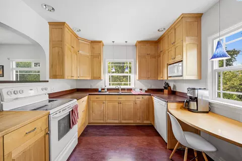 Kitchen - 146-148 SE Water St, Pullman, WA 99163 photo 1 of 5