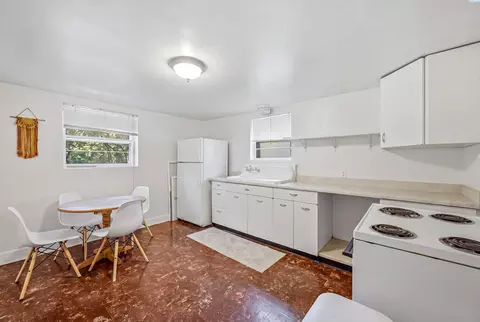 Kitchen - 146-148 SE Water St, Pullman, WA 99163 photo 5 of 5