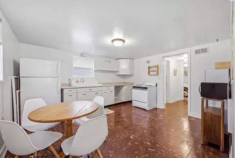 Kitchen - 146-148 SE Water St, Pullman, WA 99163 photo 4 of 5