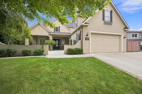 298 Piper St, Richland, WA 99352