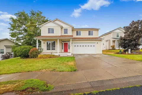 Exterior - 225 Sanna Ct, Pullman, WA 99163 photo 2 of 9