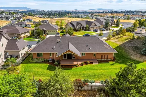 View/Area - 1875 SW Barclay Ridge Dr, Pullman, WA 99163 photo 3 of 8