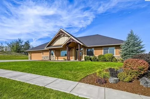 Exterior - 1875 SW Barclay Ridge Dr, Pullman, WA 99163 photo 7 of 7