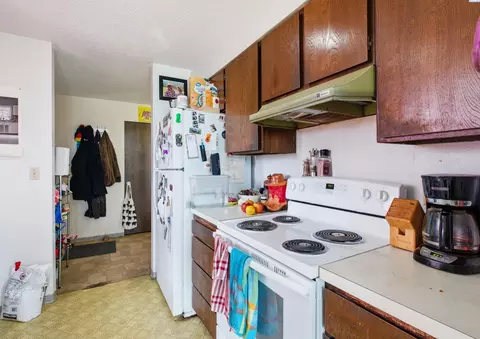 Kitchen - 203-205 NW Ann St, Pullman, WA 99163 photo 1 of 5