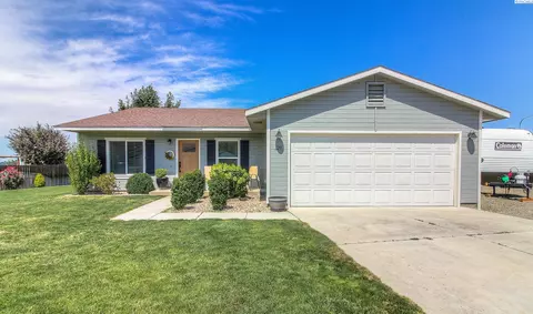 120 SW Malibu Dr, Prosser, WA 99350