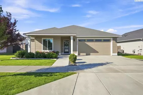 4706 Village Vw, Richland, WA 99352