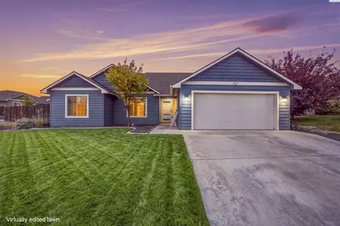 10398 W 18th Pl, Kennewick, WA 99338