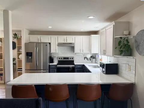 Kitchen - 6112 Westminster Ln, Pasco, WA 99301 photo 1 of 3