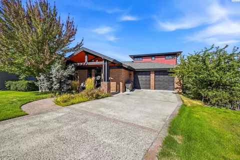 Exterior - 620 SEdge Knoll Dr, Pullman, WA 99163 photo 9 of 9