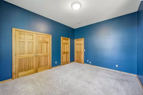 Bedroom - 620 SEdge Knoll Dr, Pullman, WA 99163 photo 4 of 7