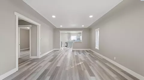 Living - 215 N 12th Ave, Pasco, WA 99301 photo 2 of 3