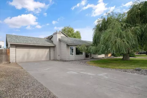 3009 S Yelm St, Kennewick, WA 99337