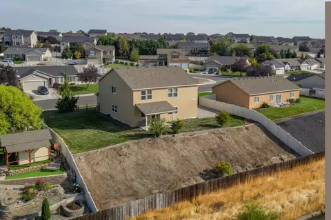 View/Area - 5808 Pimlico Dr, Pasco, WA 99301 photo 2 of 6