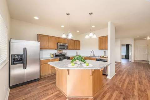 Kitchen - 5808 Pimlico Dr, Pasco, WA 99301 photo 1 of 5