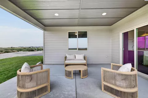 Exterior - 5519 Redtail Dr, Pasco, WA 99301 photo 4 of 7
