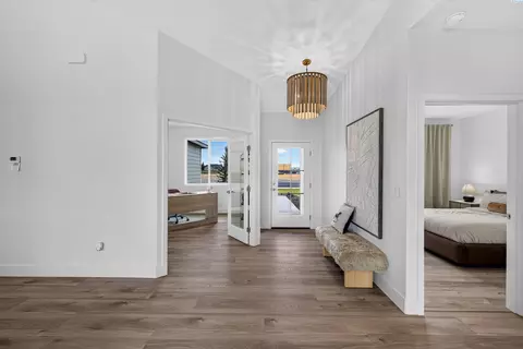Entry Way - 5519 Redtail Dr, Pasco, WA 99301 photo 1 of 2