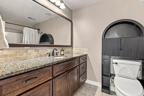 Bath - 4515 Tusayan Dr, Pasco, WA 99301 photo 3 of 3