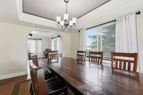 Dining - 813 N Douglas Ct, Pasco, WA 99301 photo 2 of 2