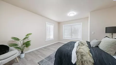 Bedroom - 115 N 8th Ave, Pasco, WA 99301 photo 1 of 5