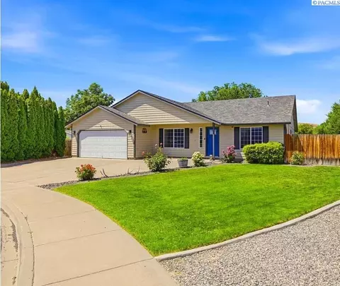4910 S Washington Pl, Kennewick, WA 99337
