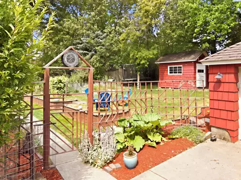 Exterior - 620 SE High St, Pullman, WA 99163 photo 2 of 10