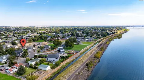 View/Area - 913 Christopher Ln, Pasco, WA 99301 photo 1 of 2