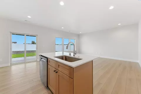 Other - 5904 Redtail Dr, Pasco, WA 99301 photo 1 of 2