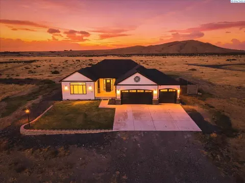 74822 N 120 Pr NE, Benton City, WA 99320