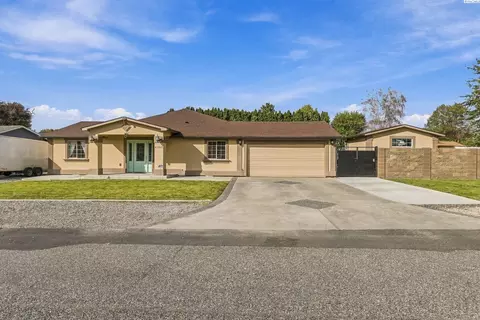 Exterior - 6205 Melville Rd, Pasco, WA 99301 photo 1 of 9