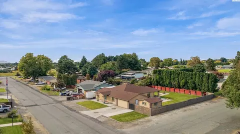 View/Area - 6205 Melville Rd, Pasco, WA 99301 photo 2 of 3