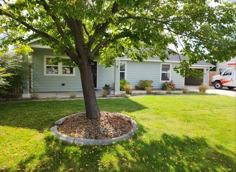 5149 Pinehurst St, West Richland, WA 99353