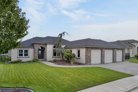 1642 Sicily Ln, Richland, WA 99352