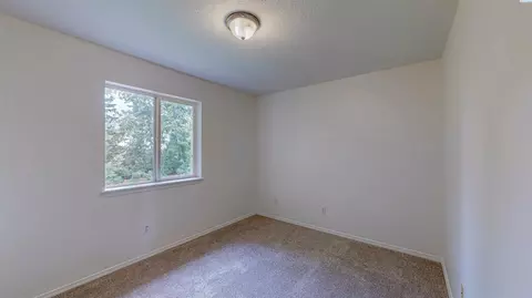 Bedroom - 1930 NW Valhalla Dr, Pullman, WA 99163 photo 2 of 4
