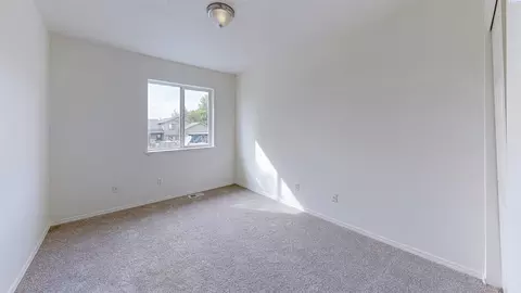 Bedroom - 1930 NW Valhalla Dr, Pullman, WA 99163 photo 4 of 4